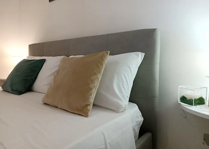 Il Giardino Di Sofia Charm And Comfort Apartment