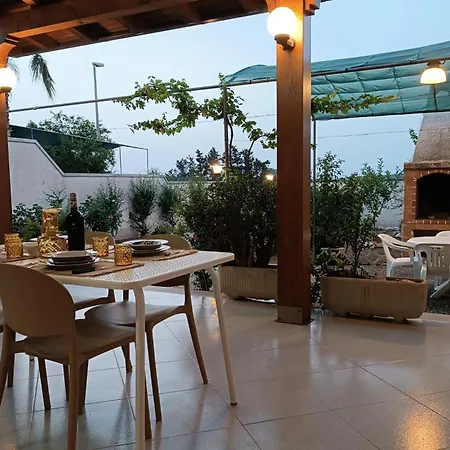 Il Giardino Di Sofia Charm And Comfort Apartment Torre dell'Orso Exterior photo